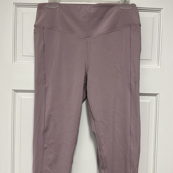 PINK 7/8 length leggings, size L - Picture 5 of 6